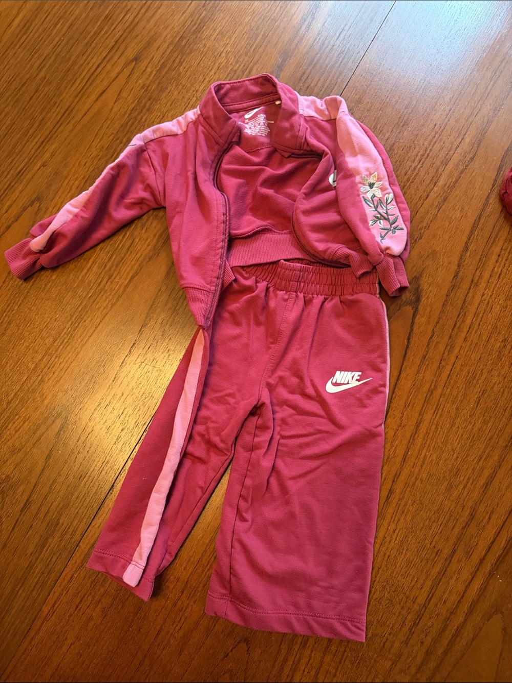 Nike 12m Girls' Two-Tone Pink Athletic Tracksuit with Floral Sleeve